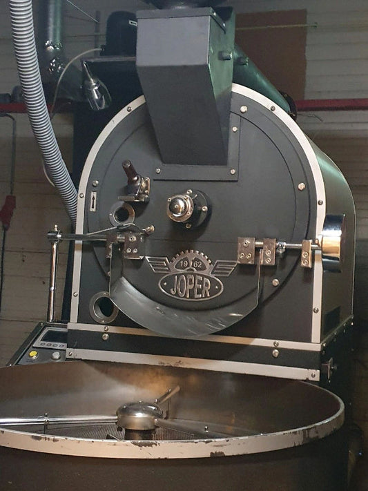 Onze koffiebrander - JOPER - waar wij onze koffiebonen vers in branden.