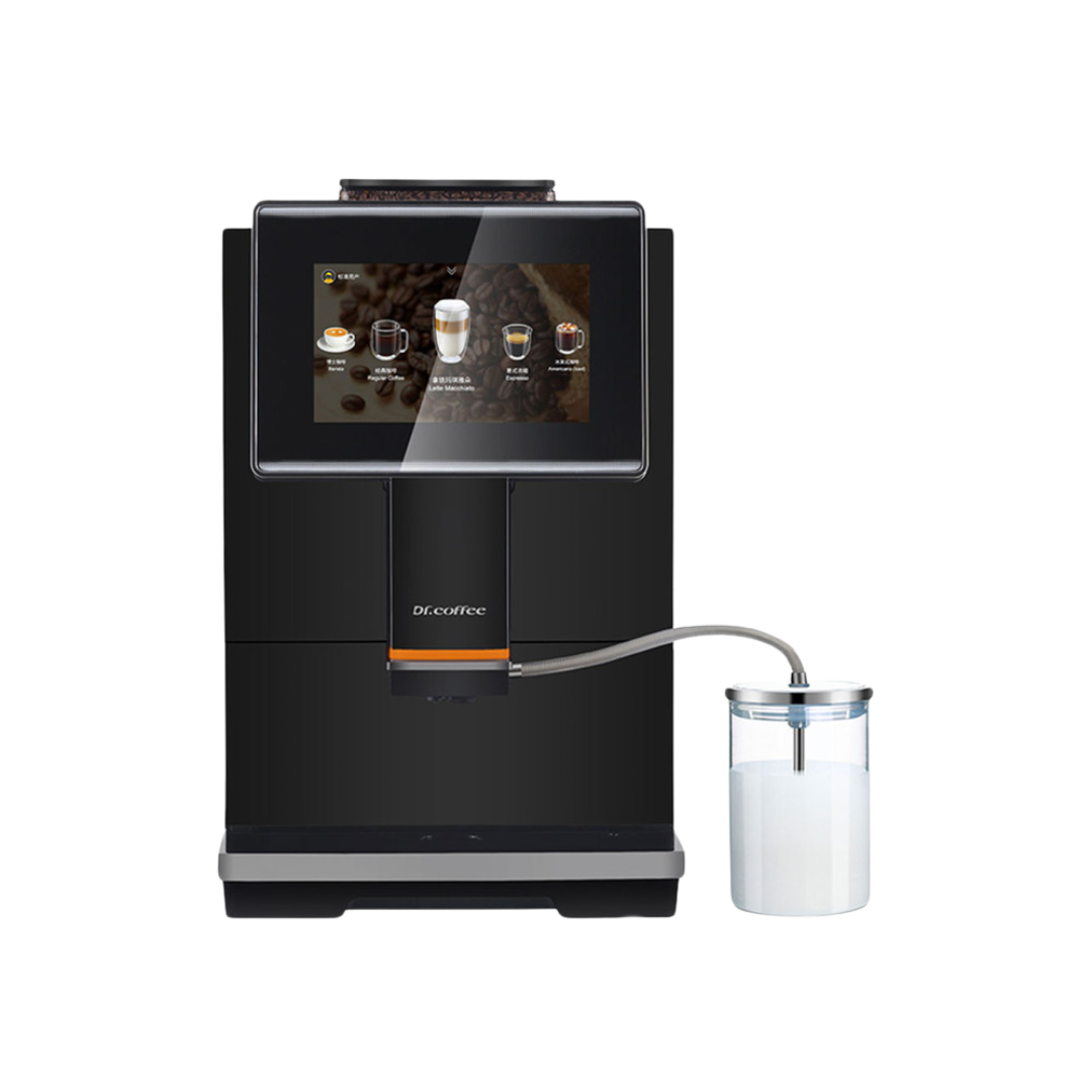 De Dr. Coffee C11 koffiemachine met een metalen 16 grams portafilter, een voorinfusie-optie voor betere koffie-extractie, en een inbegrepen glazen melkcontainer voor het maken van cappuccino's met verse melk, vergelijkbaar met koffie uit een horecazaak.