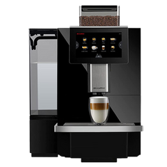 De Dr. Coffee F11 koffiemachine, uitbreidbaar met een aparte melkkoelkast voor cappuccino's en lattes met verse melk. Voorzien van een metalen 16 grams portafilter voor twee koffies tegelijk en een voorinfusie-optie voor een optimale koffie-extractie.